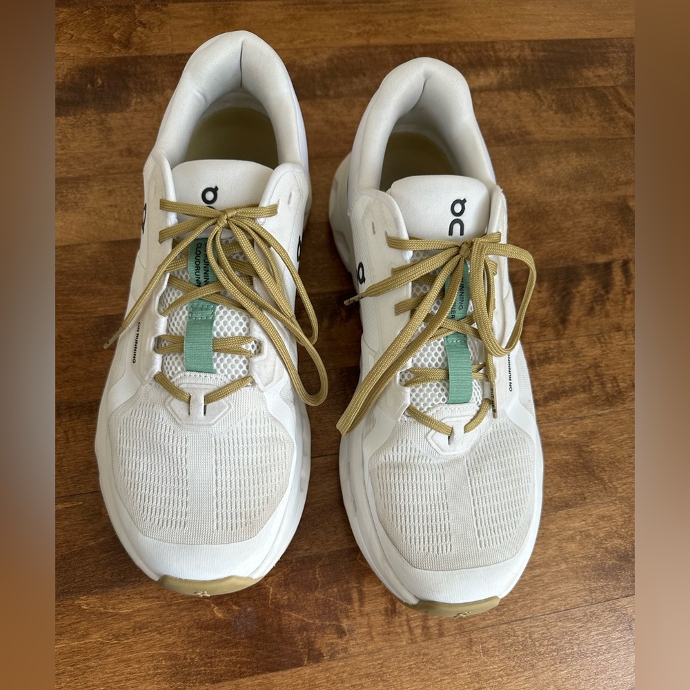 On Cloudrunner 2 - image 4